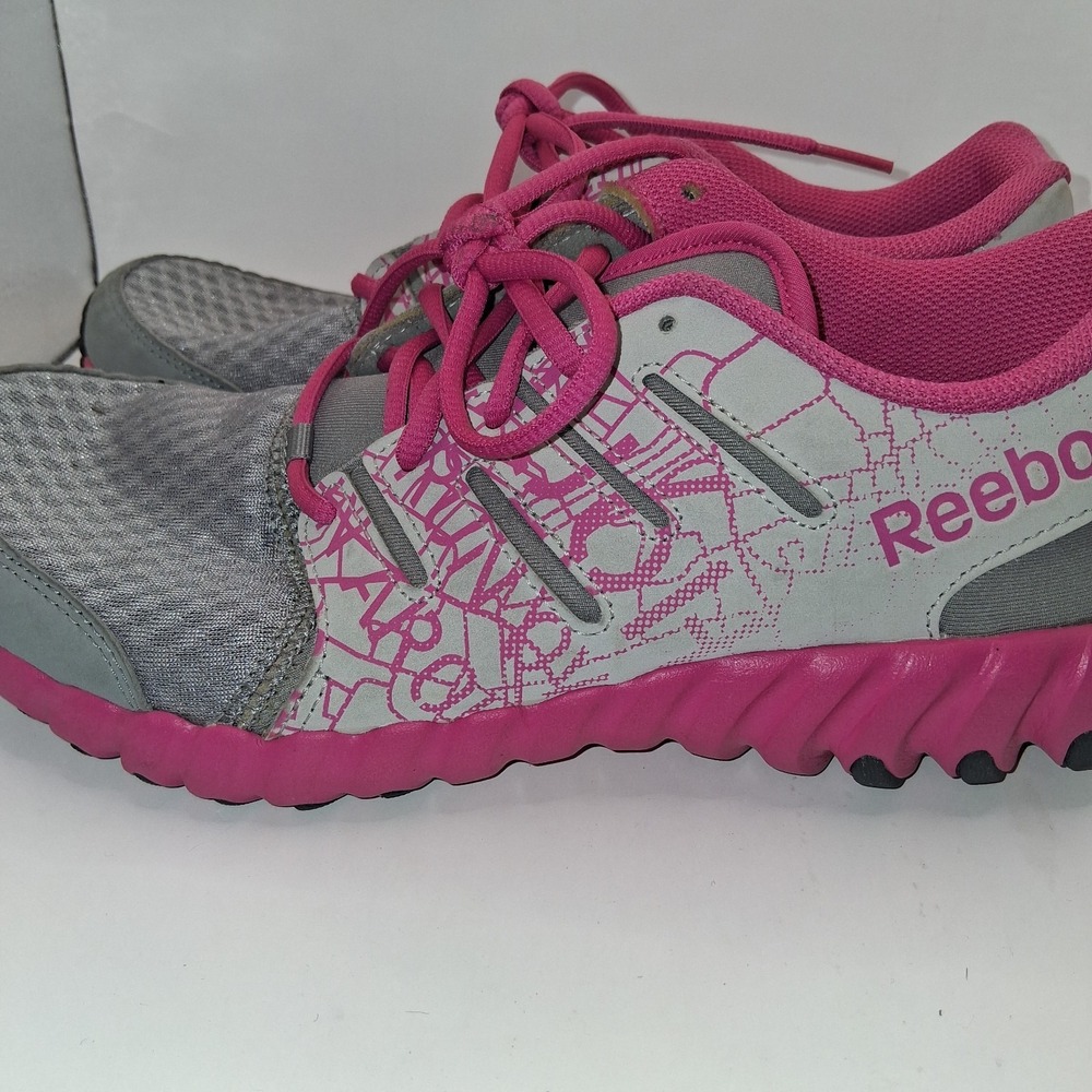 Womens 7 Reebok  Run Distance Running Shoes Gray/Pink  Low Top Lace Up
